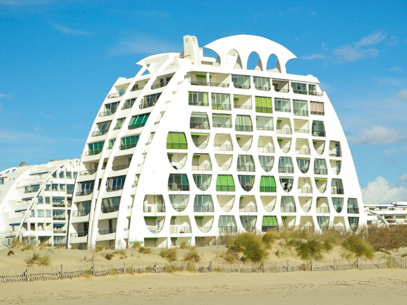 pyramidal architecture