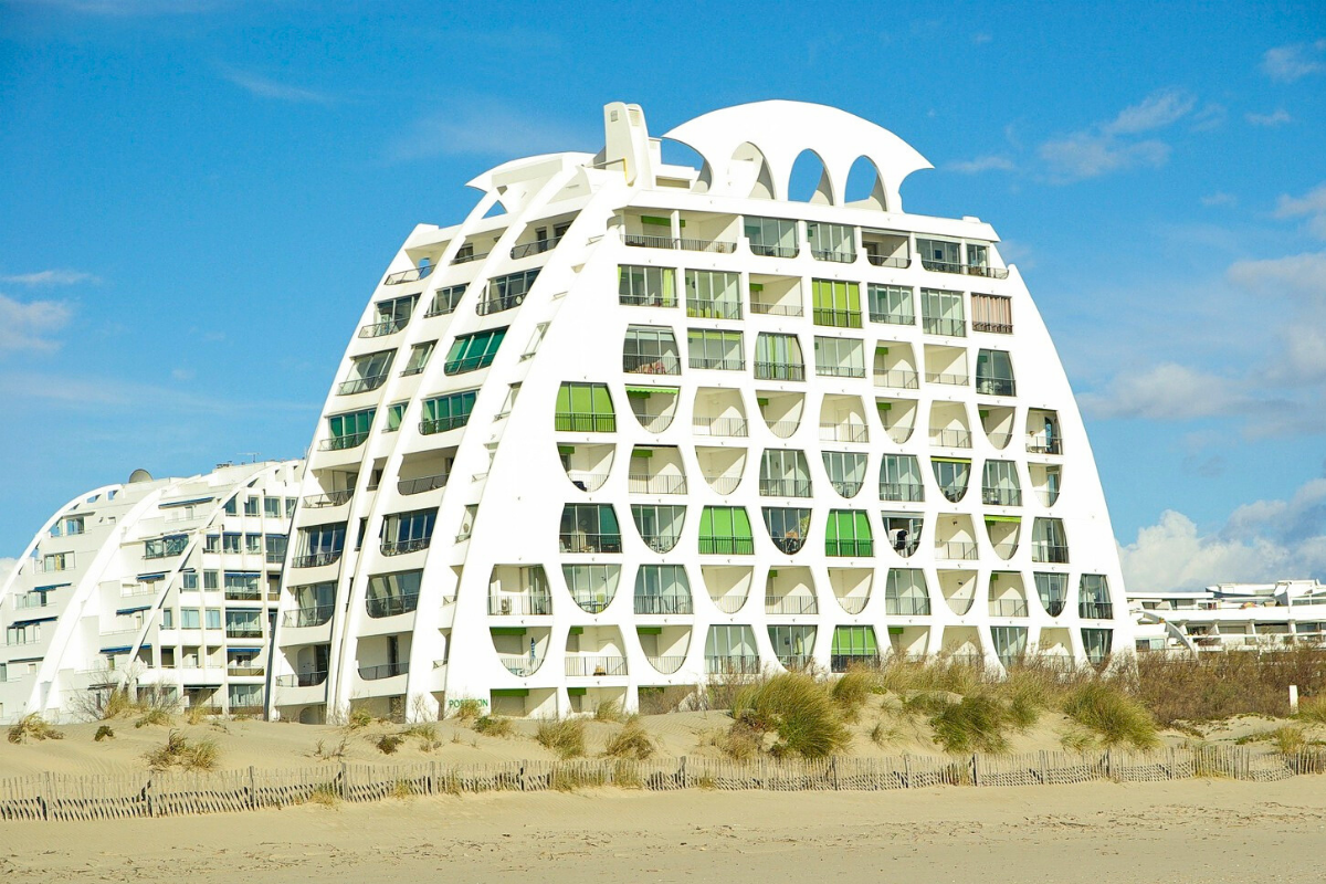 pyramidal architecture