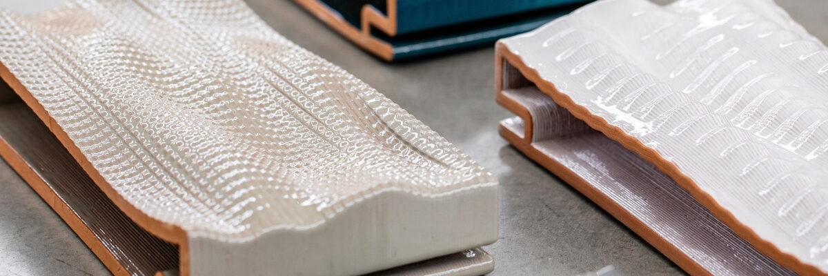 ious-studio-3d-printed-ceramic-wasp ious-studio-3d-printed-ceramic-wasp